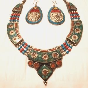 Aztec Style Statement Set